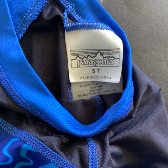 Patagonia rashguard 5t - Picture 3 of 4